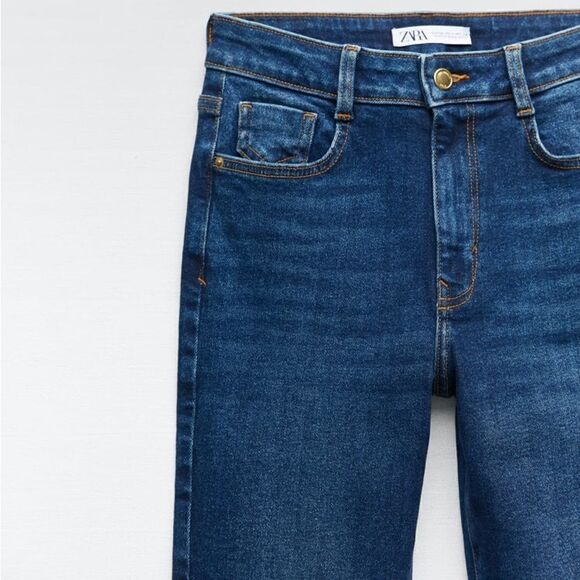 Zara High Rise Flared Jeans New - Picture 2 of 11